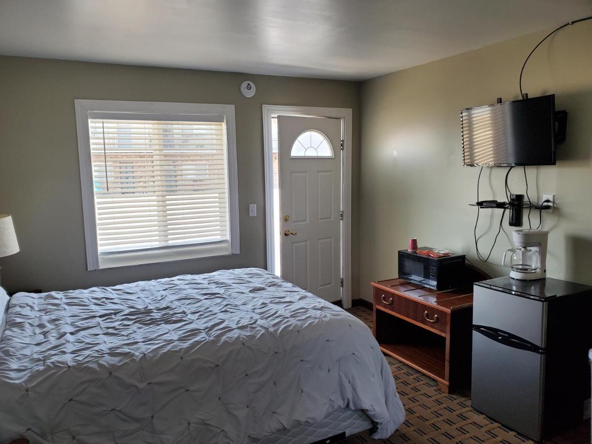 بلاتسبورغ Golden Gate Lodging المظهر الخارجي الصورة