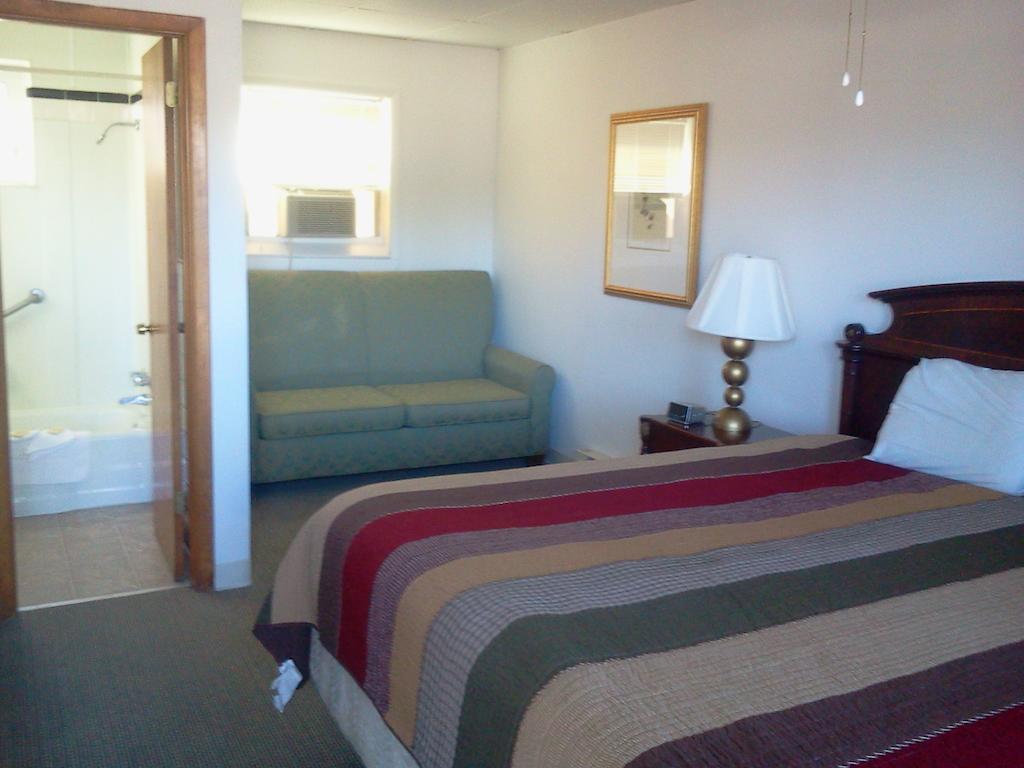 بلاتسبورغ Golden Gate Lodging المظهر الخارجي الصورة
