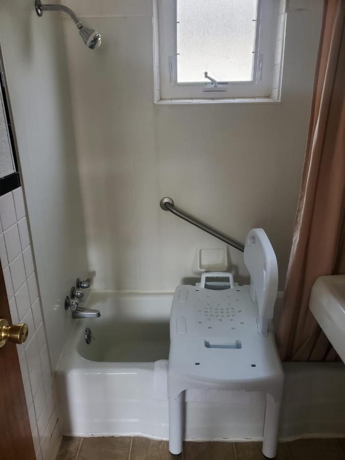 بلاتسبورغ Golden Gate Lodging المظهر الخارجي الصورة